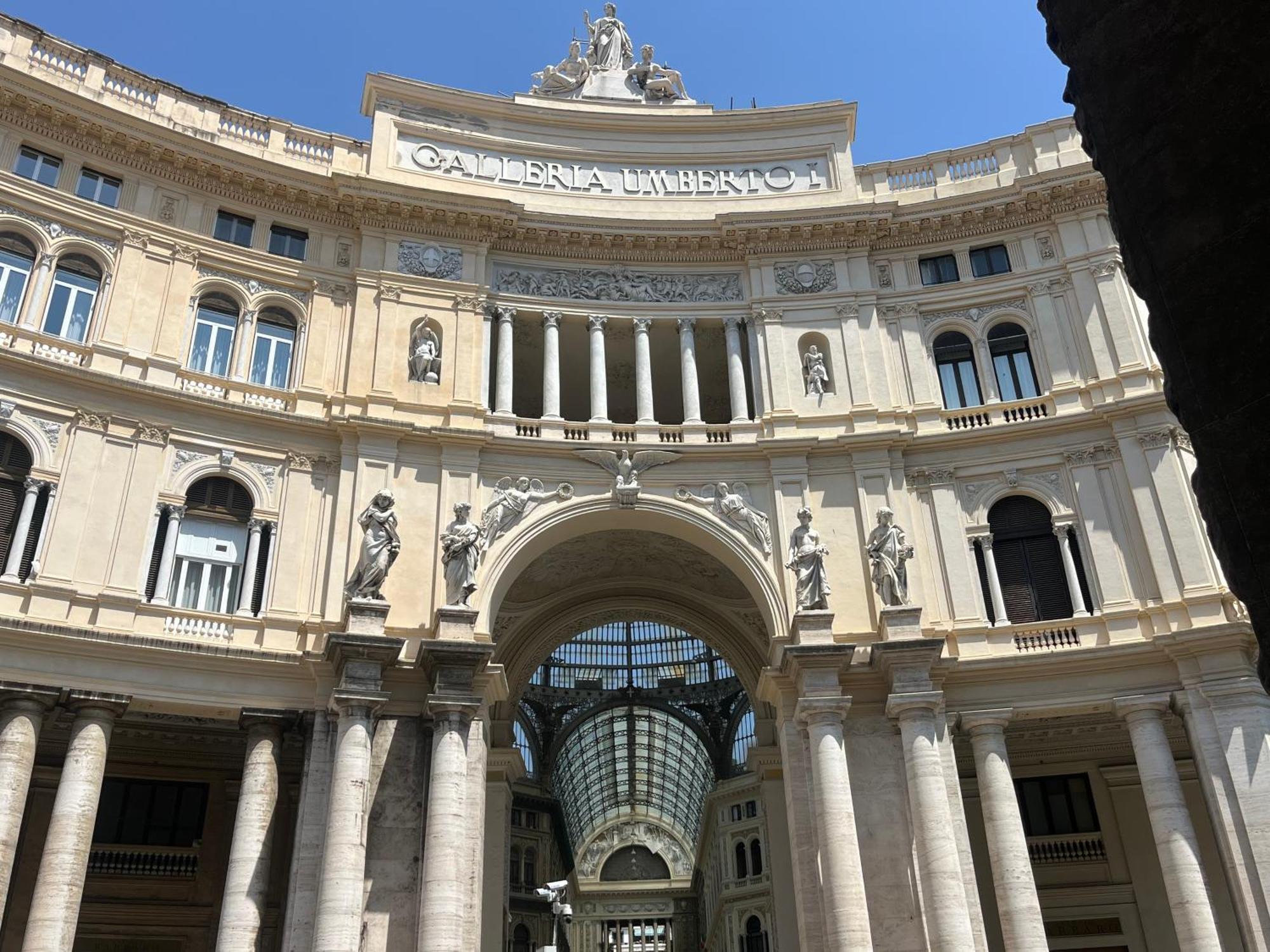 Casetta Piazza Plebiscito Neapel Exterior foto